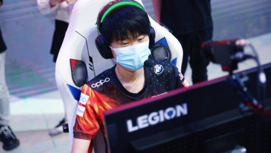 未达成协议！西媒曝维尼修斯及其团队近几个月向皇马要超2500万欧年薪