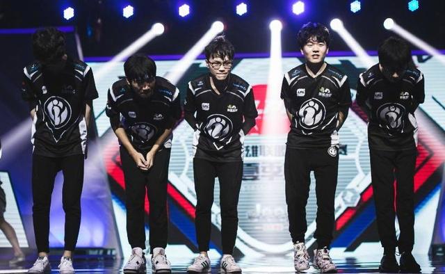 威少虎头蛇尾末节再现平庸 卢指导狠用小卡战略遭识破