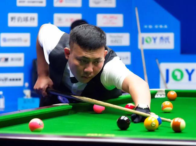 个别运动员 个别运动员