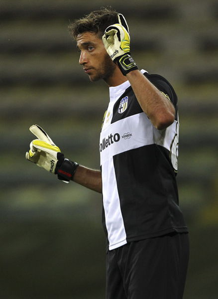 内锋线维持 内锋线维持